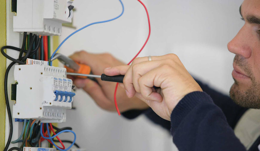 Electrician in Banstead